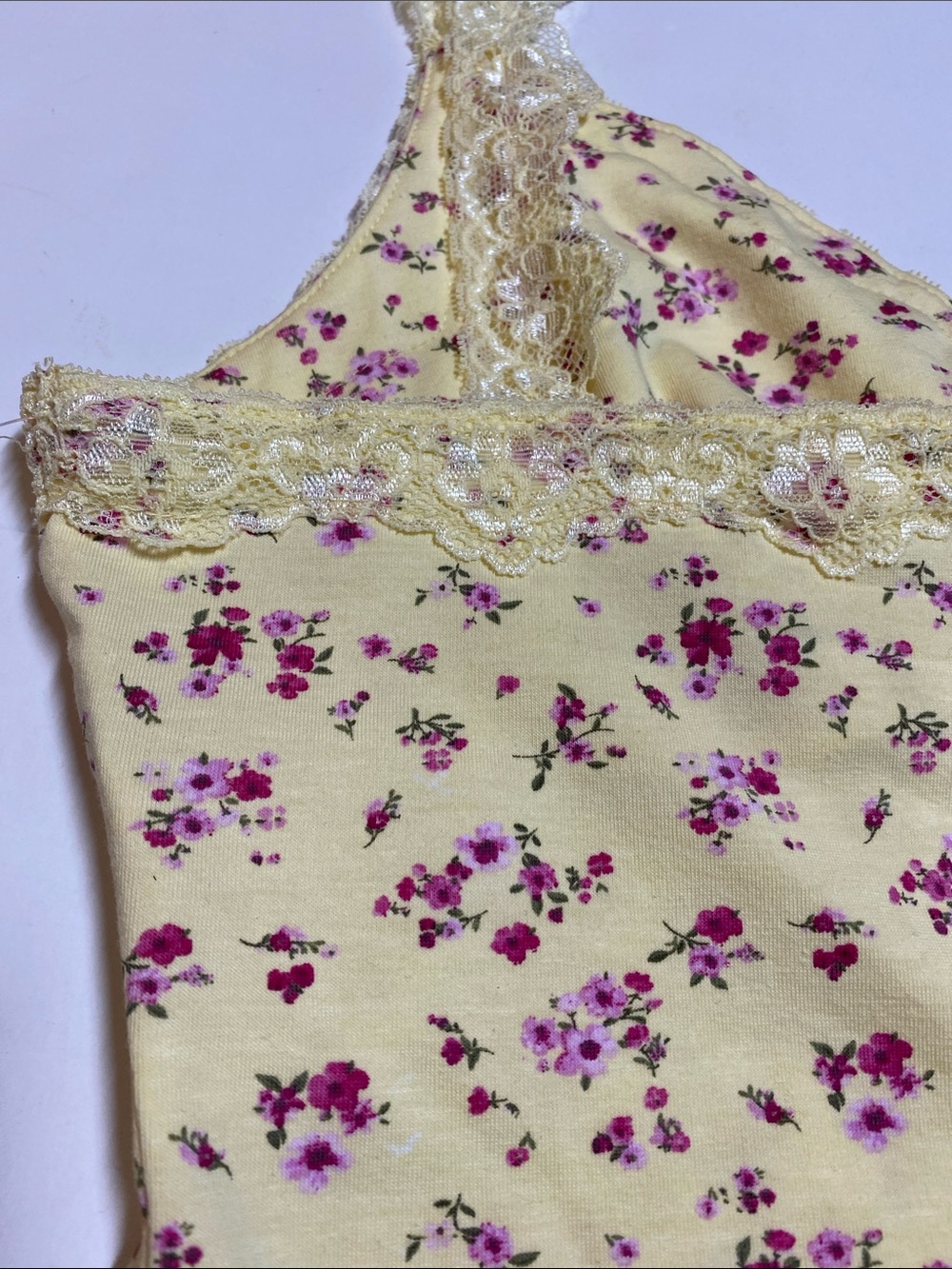 Madden Girl Juniors XLarge Lace Trim Yellow Floral Cami Tank Top New D27e - Picture 5 of 12